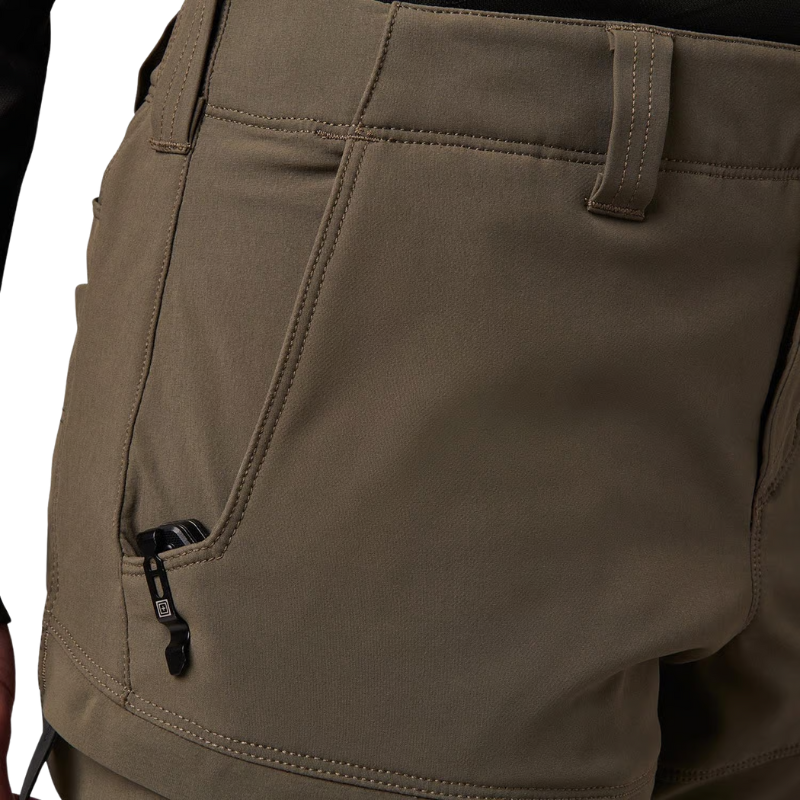 Men’s Regular Fit Apex Softshell 5K Cargo Pant | Black